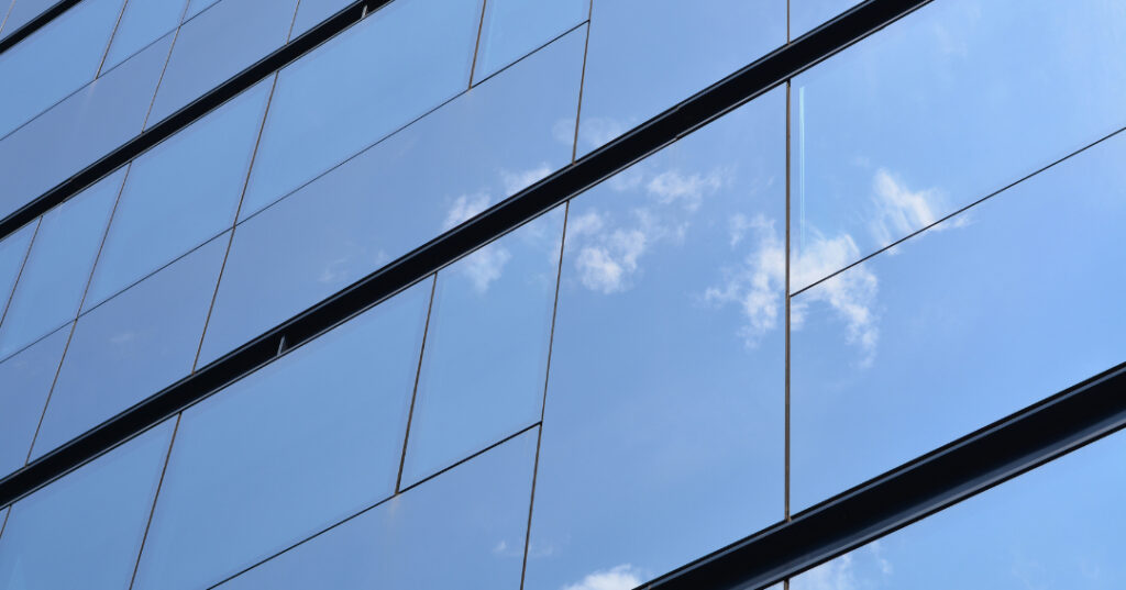 fachada de vidro em Bragança Paulista